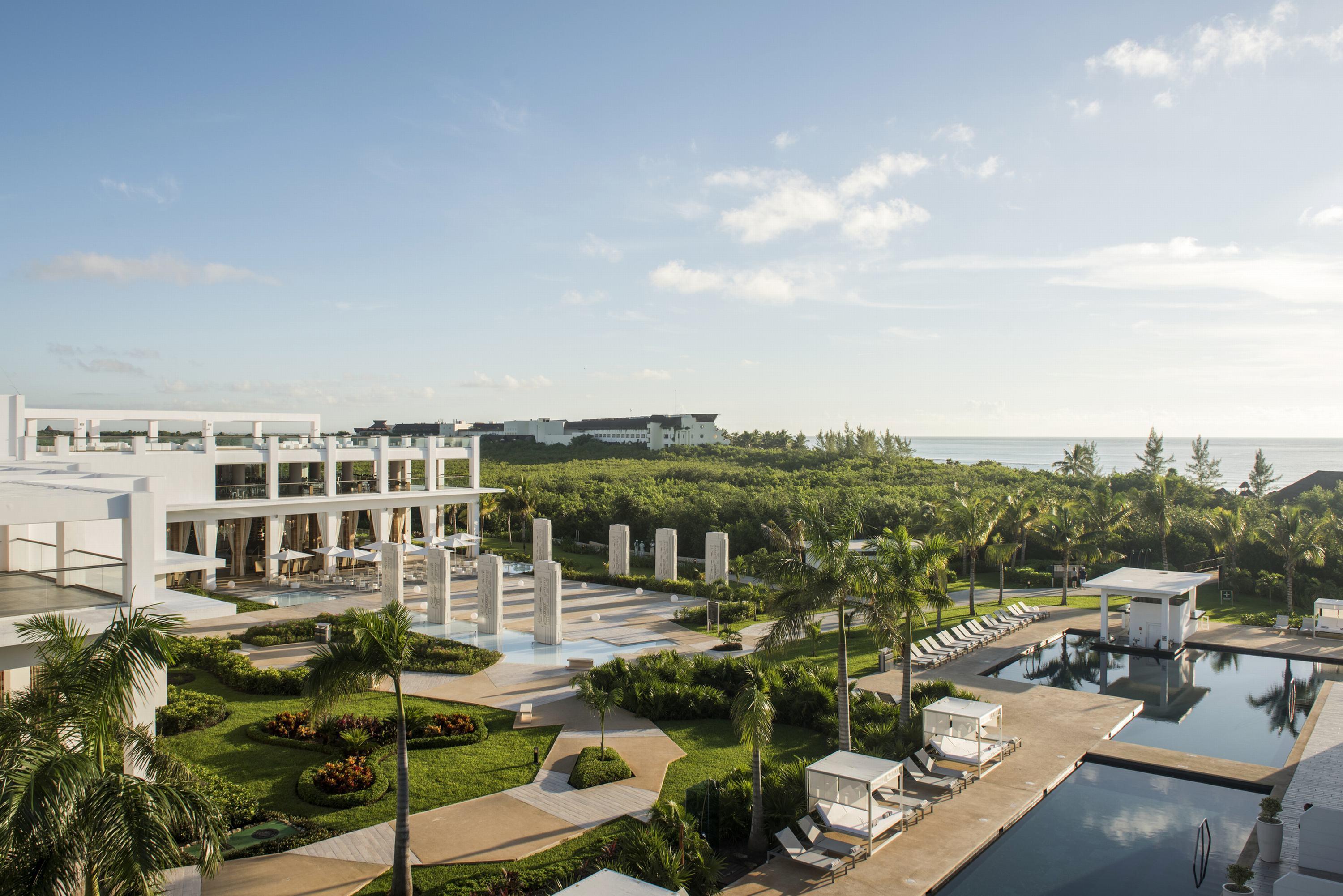 Platinum Yucatan Princess Adults Only Playa del Carmen Exterior photo The Grand at Moon Palace